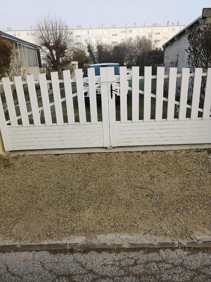 Vila Belle Maison De Vacances Romilly-sur-Seine Exteriér fotografie