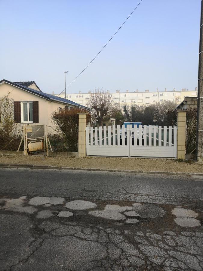 Vila Belle Maison De Vacances Romilly-sur-Seine Exteriér fotografie